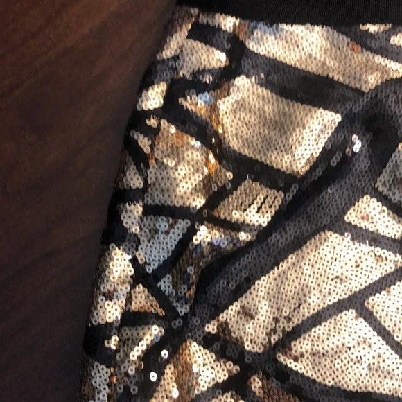 Moda International Sequin Mini - Picture 11 of 13